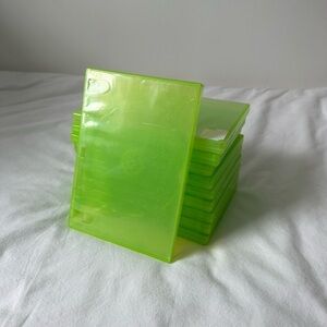 10 empty Xbox game cases